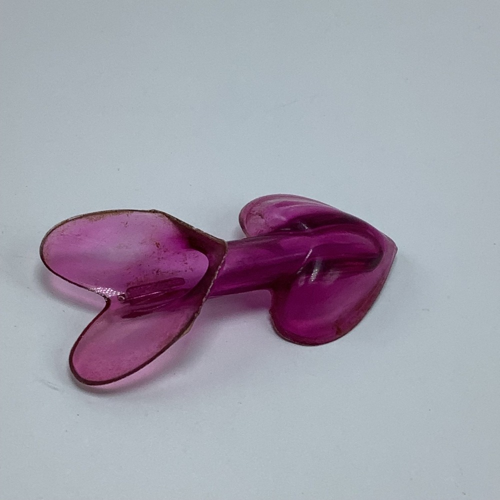 Vintage Plastic Florapin‎ Posy Flower Holder Lapel Vase Pin 2.5"